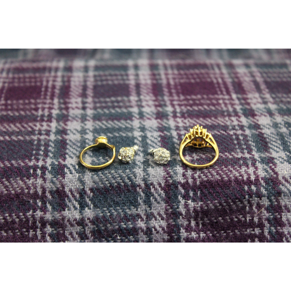 Costume Ring and Earring Lot of Three - Picture 3 of 8